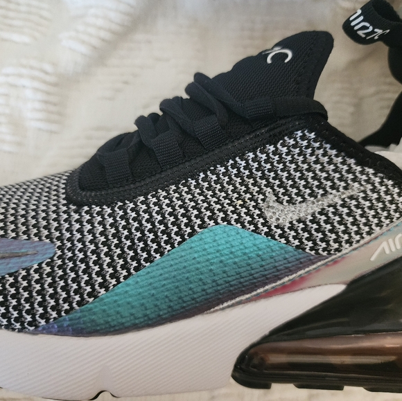 Nike Air Max 270 Custom! NEW - Picture 8 of 9